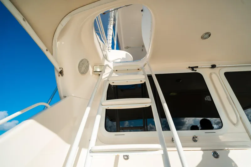 2007 Riviera 42' Flybridge Motoryacht