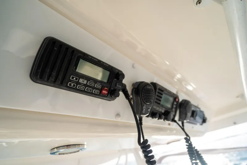 2007 Riviera 42' Flybridge Motoryacht
