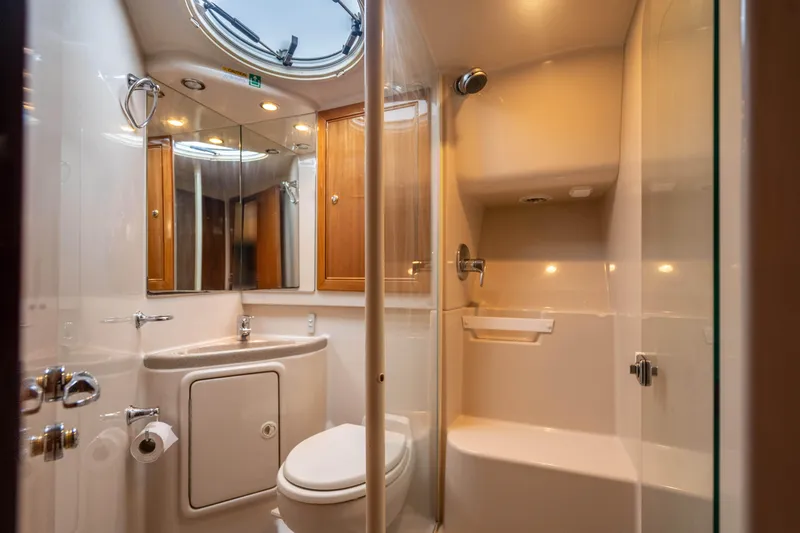 2007 Riviera 42' Flybridge Motoryacht