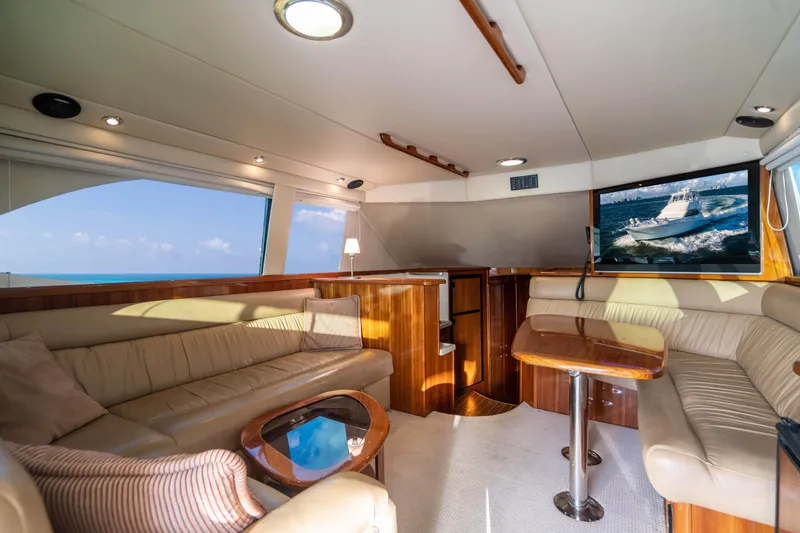 2007 Riviera 42' Flybridge Motoryacht