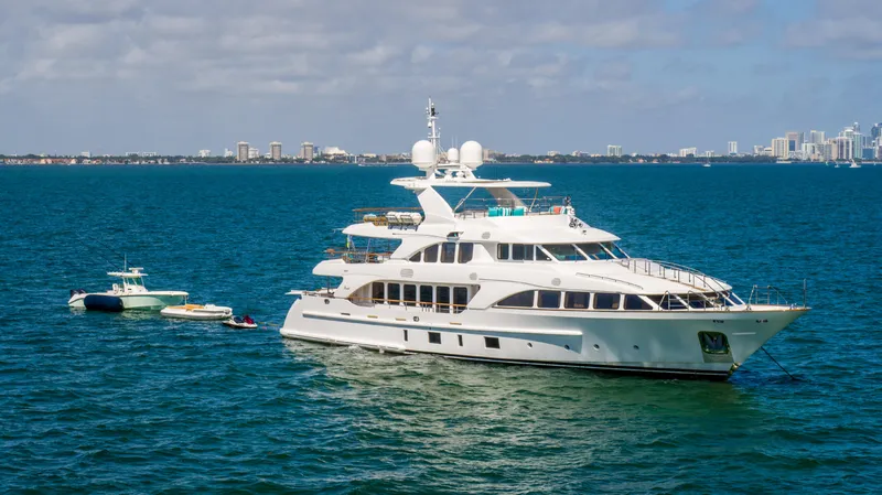 2011 Benetti 121
