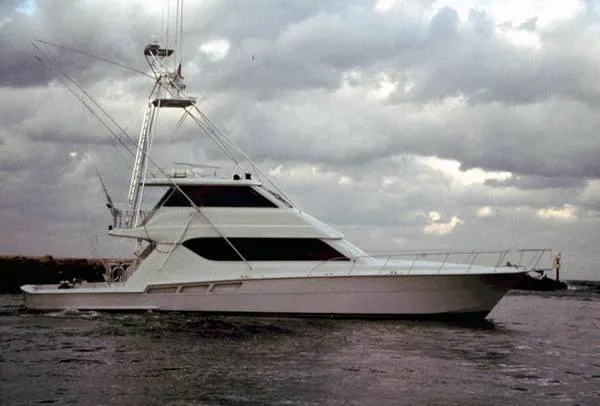 2001 Hatteras Convertible