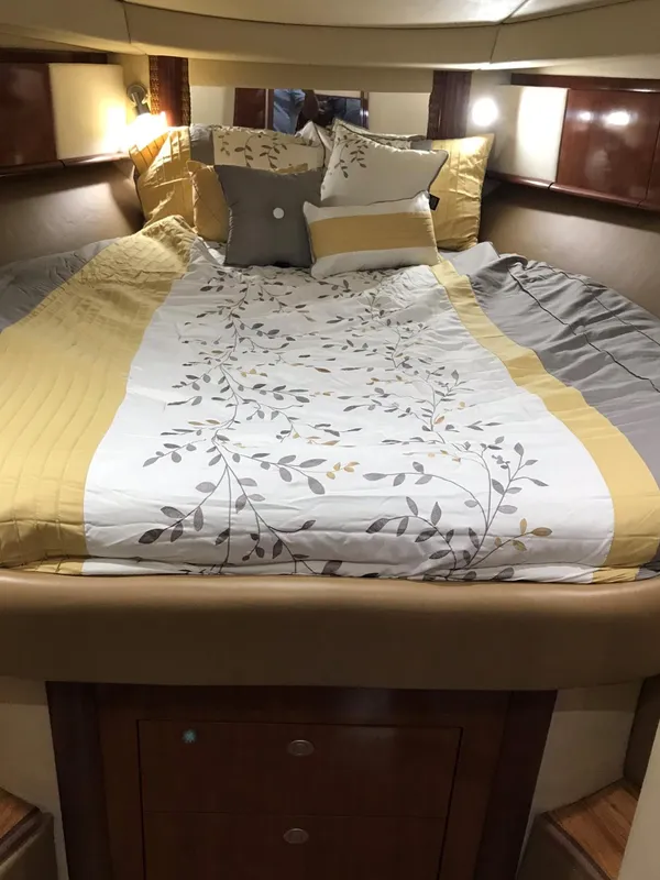 2005 Sea Ray 390 Sundancer