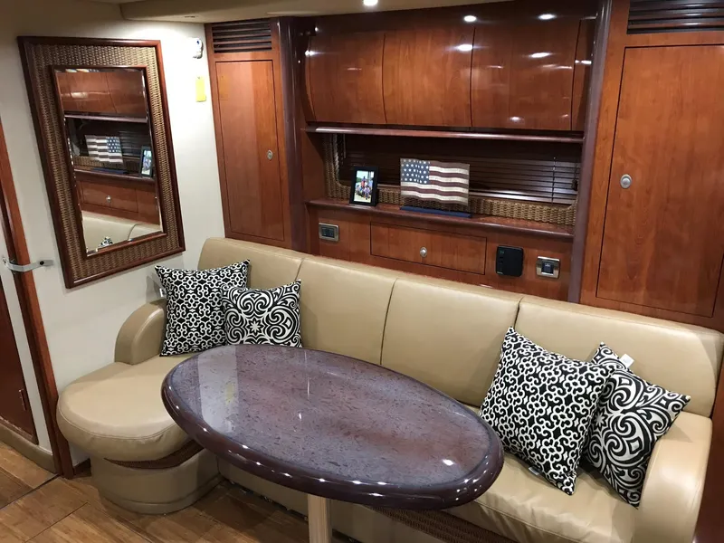 2005 Sea Ray 390 Sundancer