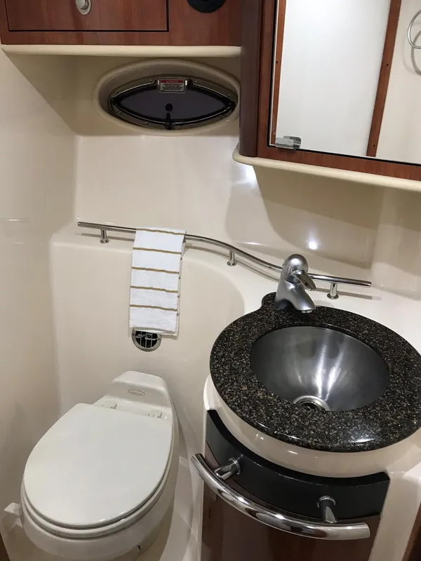 2005 Sea Ray 390 Sundancer