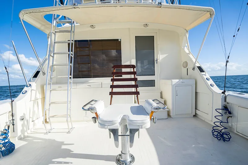1989 Bertram Sport Fisherman
