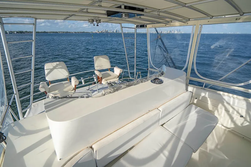 1989 Bertram Sport Fisherman
