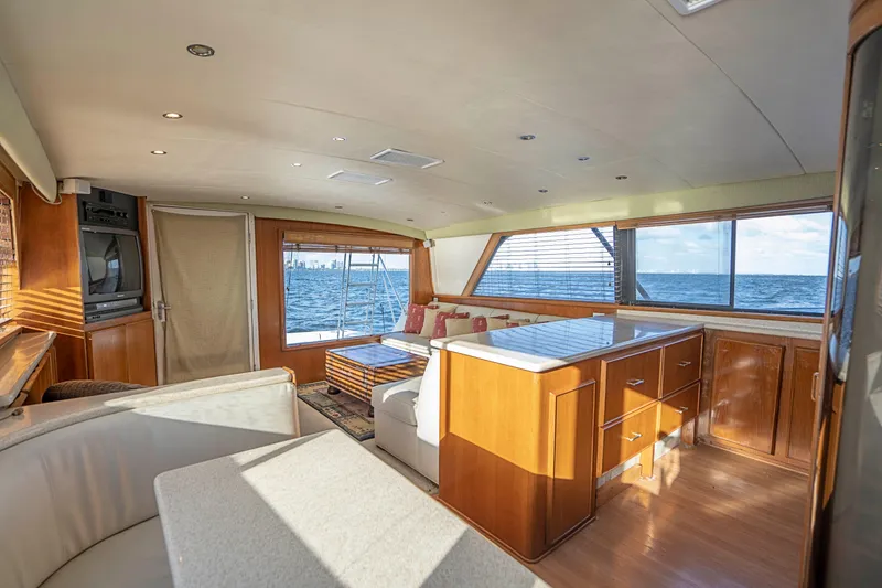1989 Bertram Sport Fisherman