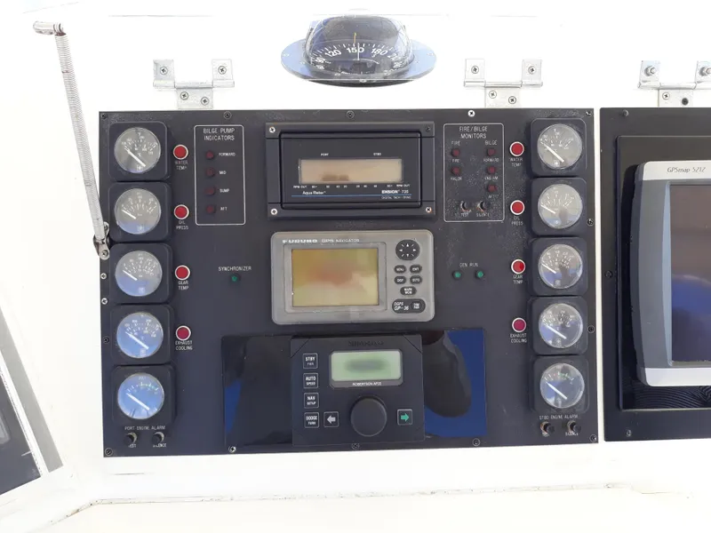 1989 Bertram Sport Fisherman