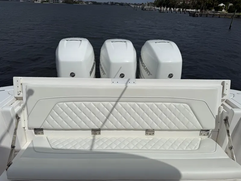 2020 Intrepid 345 Nomad SE