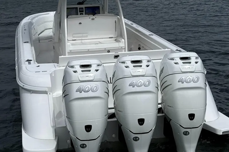 2020 Intrepid 345 Nomad SE