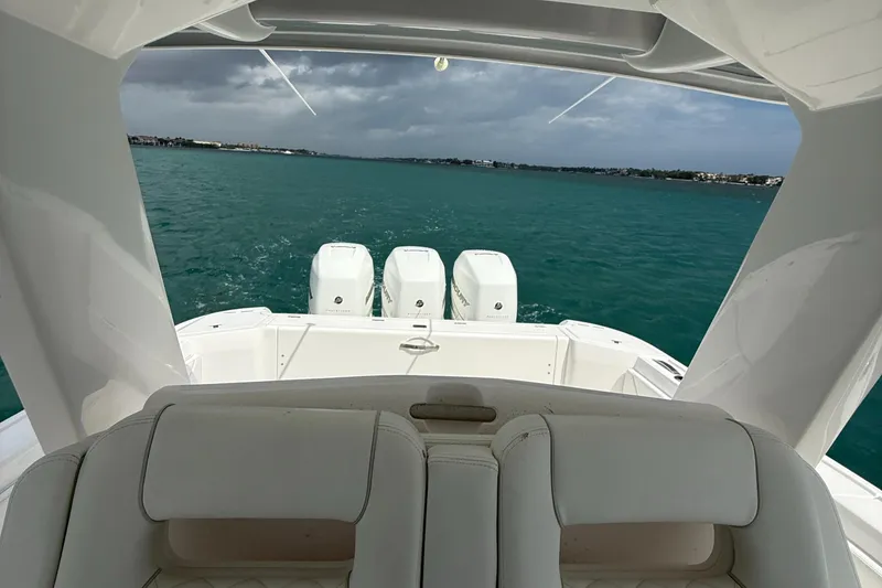 2020 Intrepid 345 Nomad SE