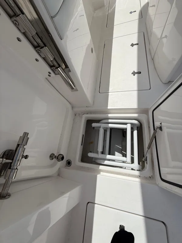 2020 Intrepid 345 Nomad SE