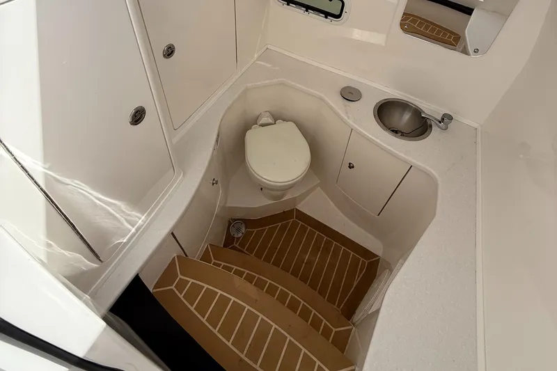 2020 Intrepid 345 Nomad SE