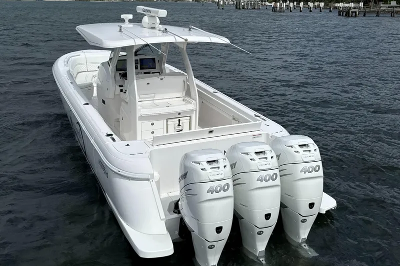 2020 Intrepid 345 Nomad SE