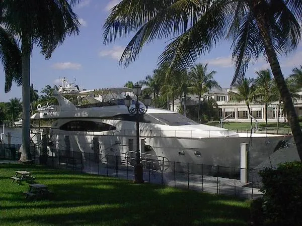 1999 Azimut Ultimate