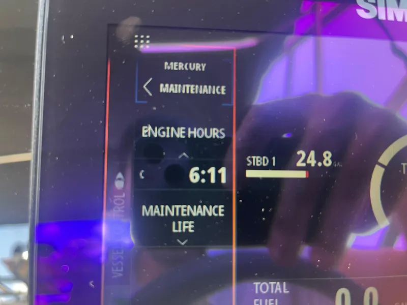 2023 Sea Ray SPX 210 Outboard