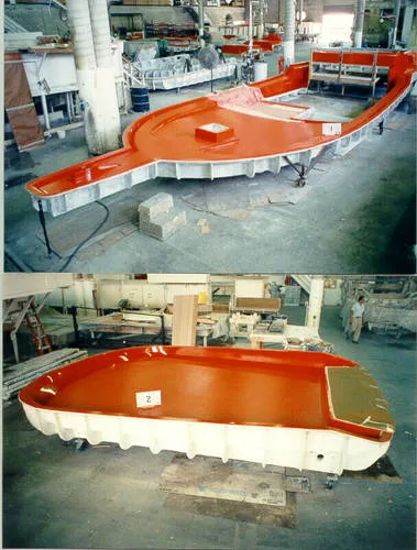 1993 Bertram Molds