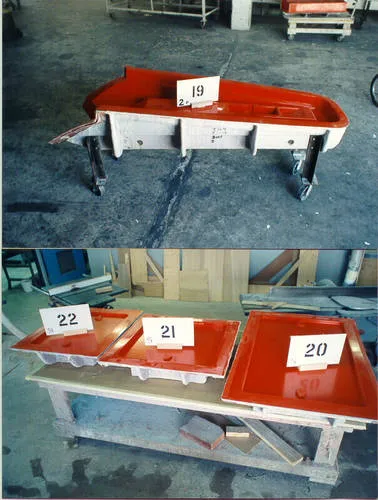 1993 Bertram Molds