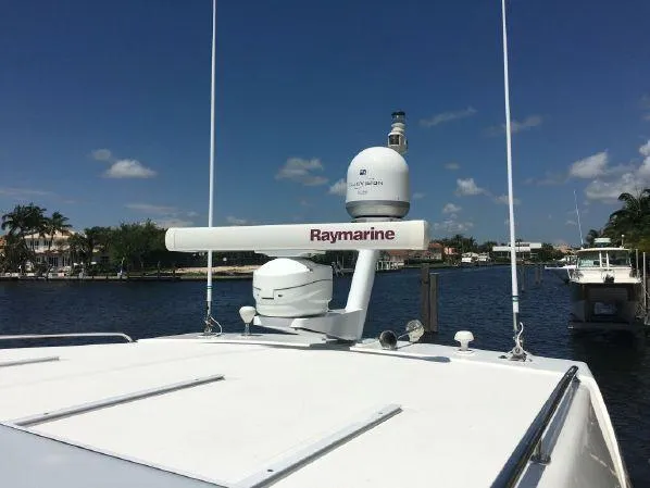 2007 Riviera Sport Yacht
