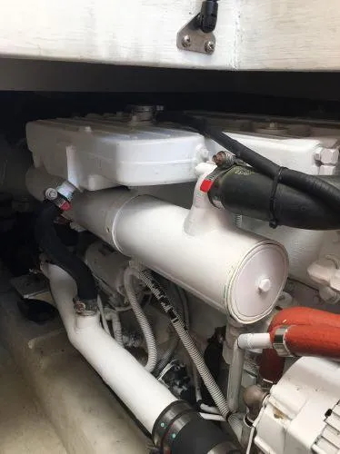 2007 Riviera Sport Yacht