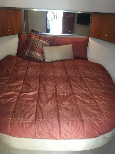 2007 Riviera Sport Yacht