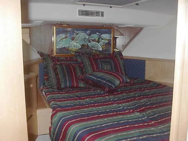 1999 Hatteras Sport Deck