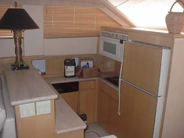 1999 Hatteras Sport Deck