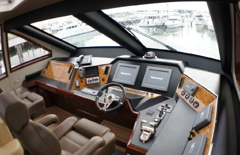 2009 Marquis Tri-Deck Enclosed Flybridge