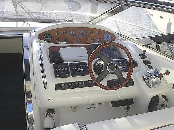1995 Sunseeker Camargue 51