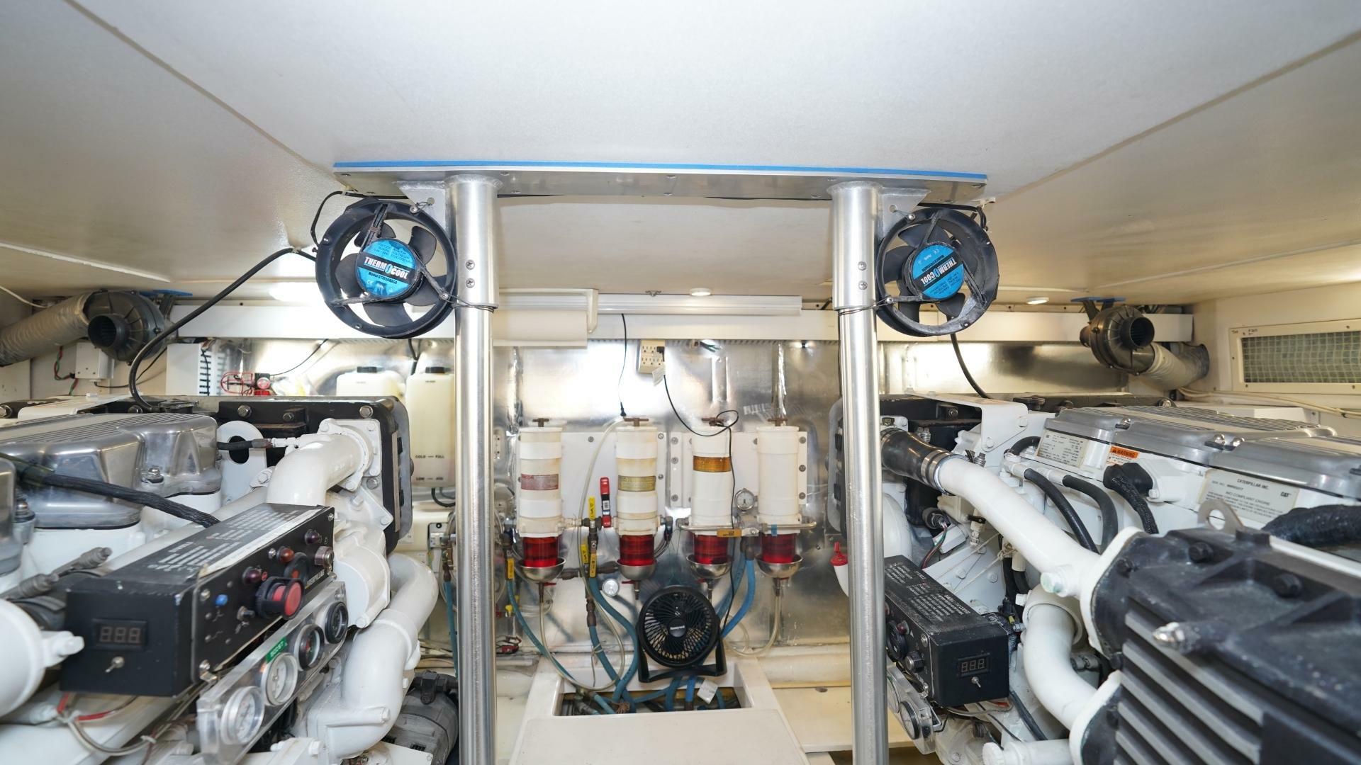 2005 Ocean Yachts 