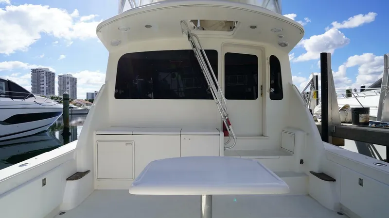 2005 Ocean Yachts 