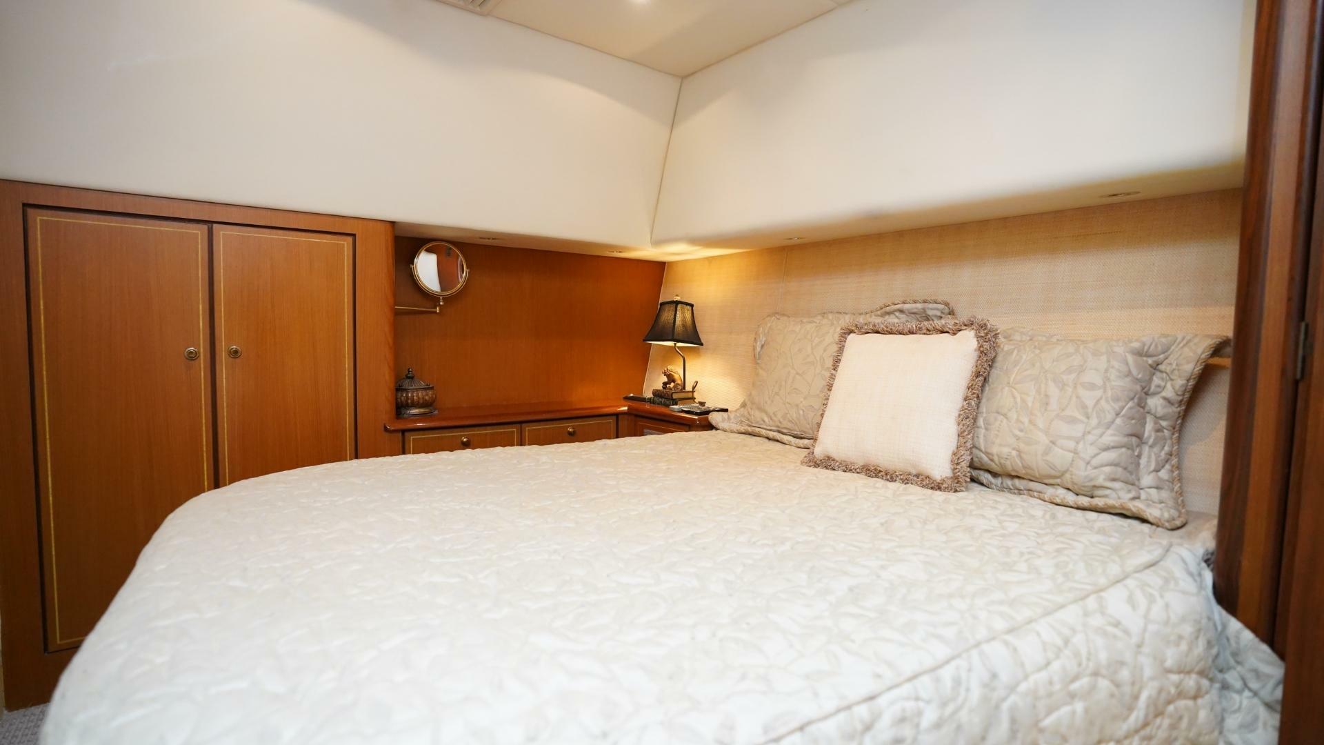 2005 Ocean Yachts 