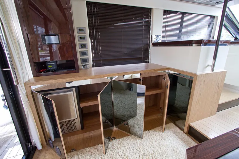 2013 Sessa Marine F45 Flybridge