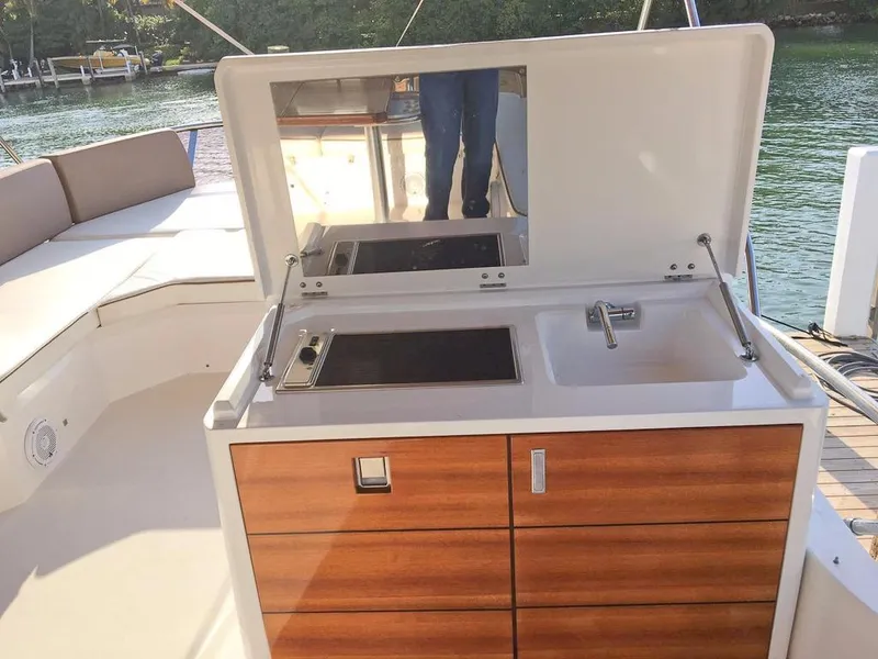 2013 Sessa Marine F45 Flybridge