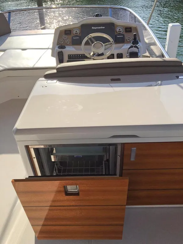 2013 Sessa Marine F45 Flybridge
