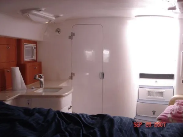 2006 Intrepid 377 Walkaround