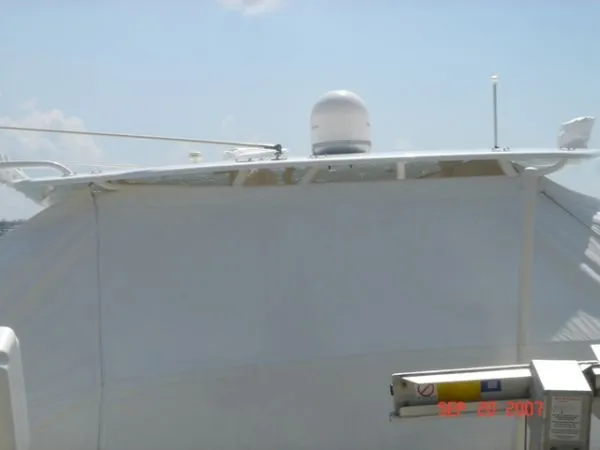 2006 Intrepid 377 Walkaround