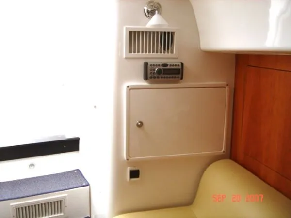 2006 Intrepid 377 Walkaround