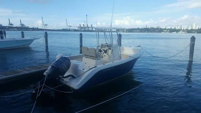2015 Cobia 217 Center Console