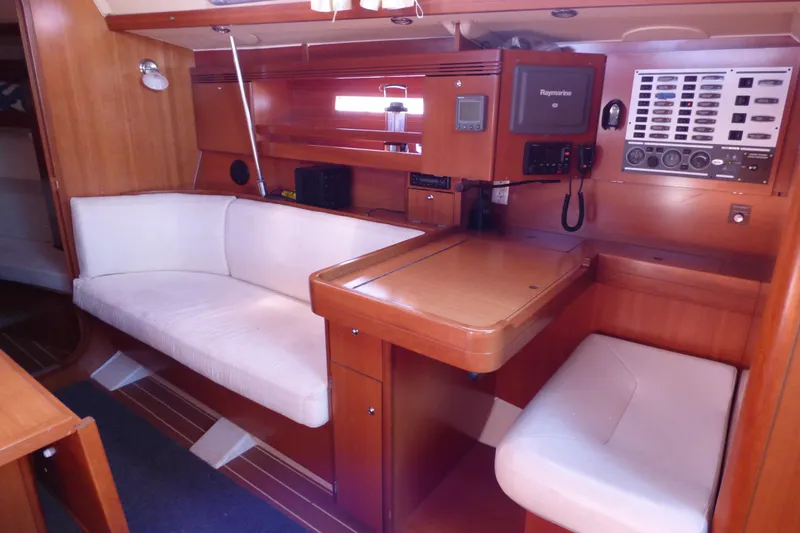 2007 Dufour 40 Performance