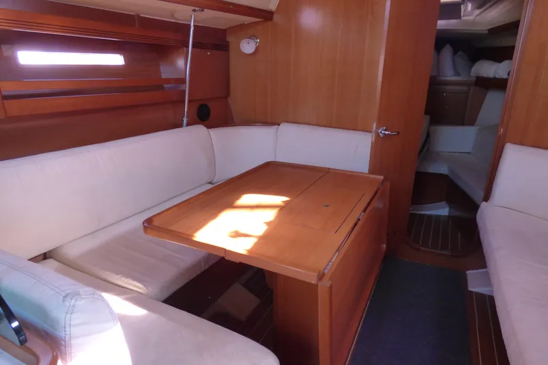 2007 Dufour 40 Performance