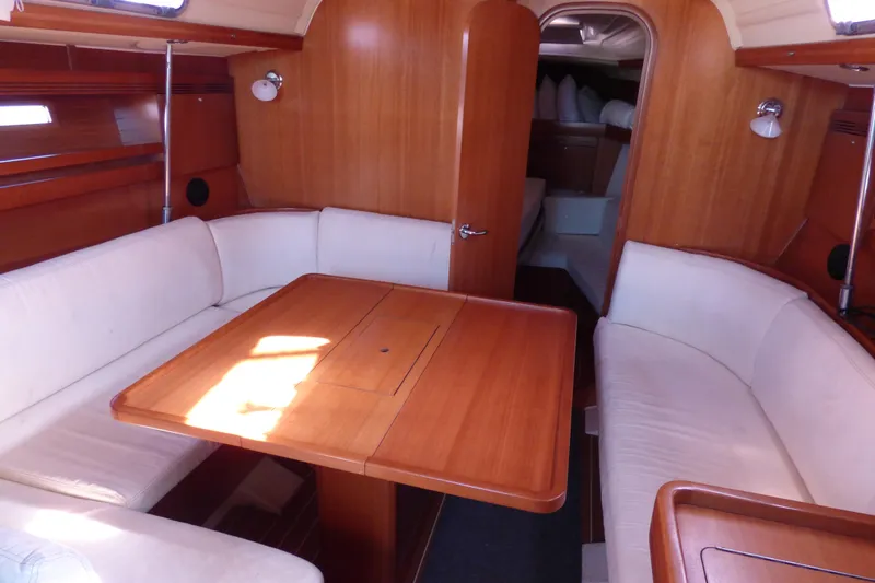 2007 Dufour 40 Performance