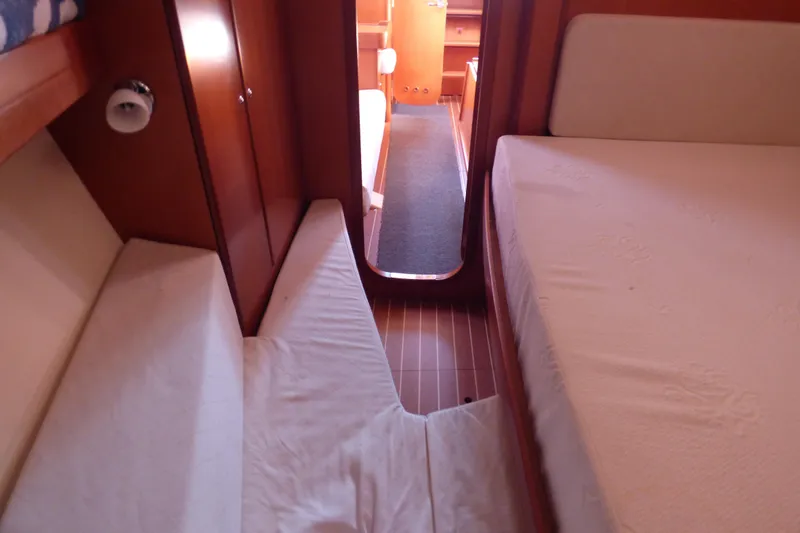 2007 Dufour 40 Performance