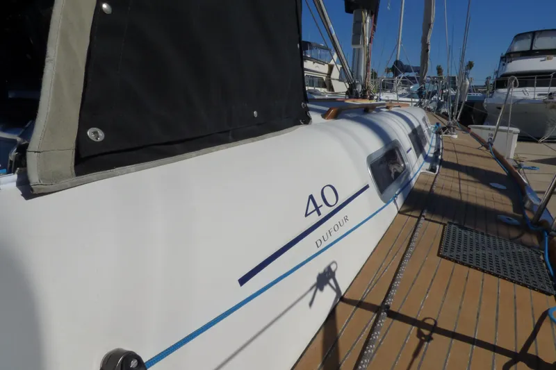 2007 Dufour 40 Performance