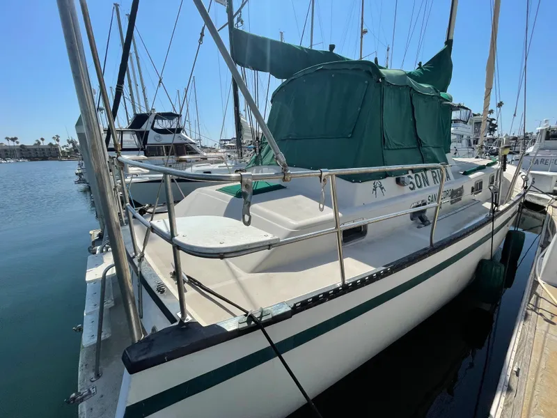 1987 Newport 40 Offshore