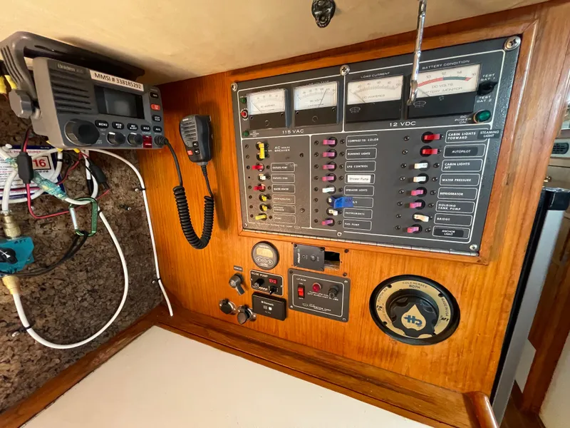1987 Newport 40 Offshore