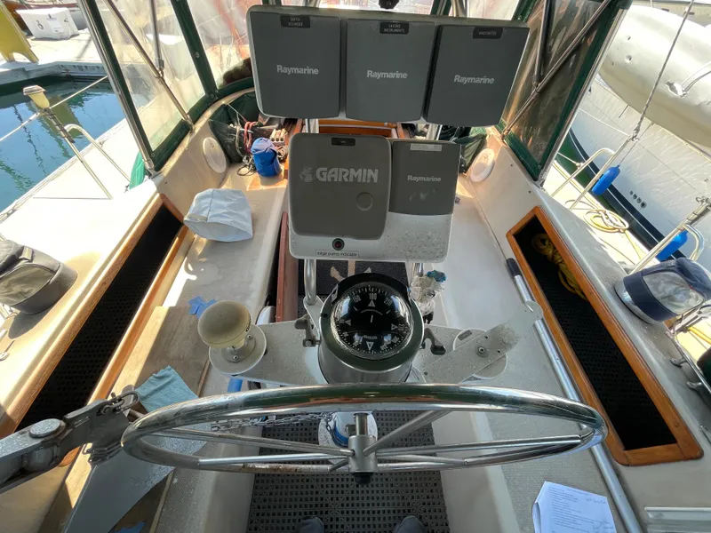 1987 Newport 40 Offshore