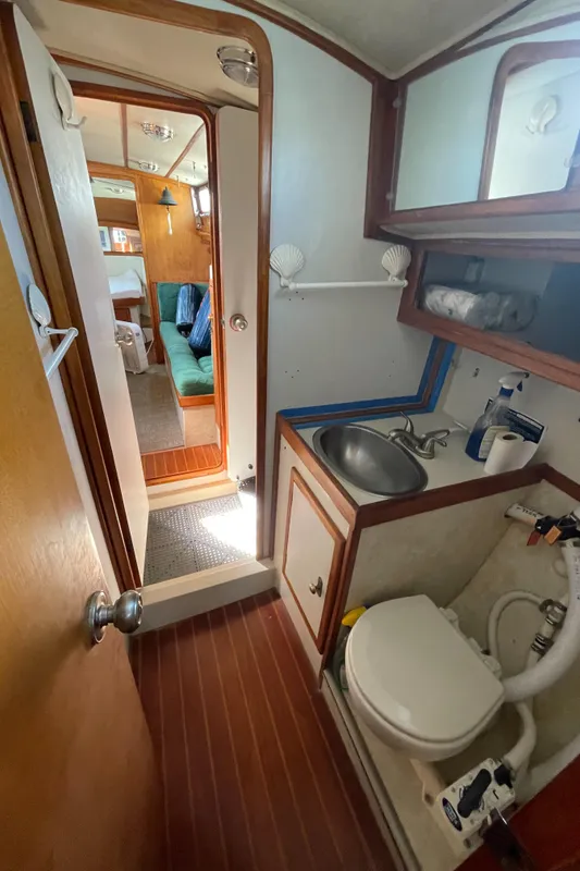 1987 Newport 40 Offshore