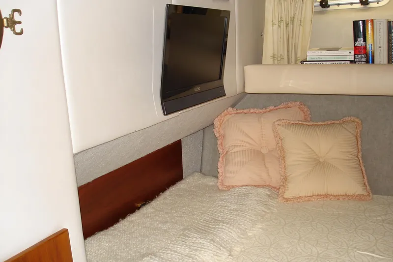 Guest aft cabin